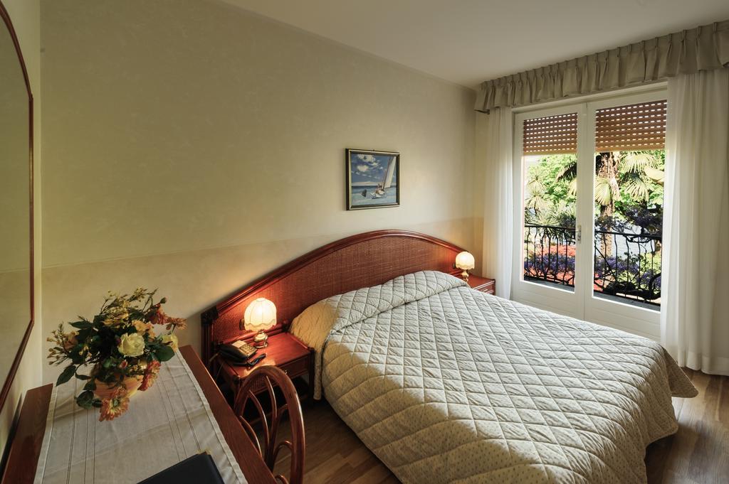 Hotel Garden Zorzi San Felice del Benaco Pokój zdjęcie