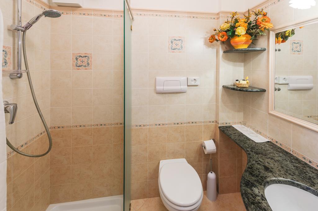 Hotel Garden Zorzi San Felice del Benaco Pokój zdjęcie